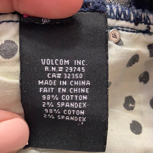 Volcom skinny jeans 3 - Picture 4 of 7